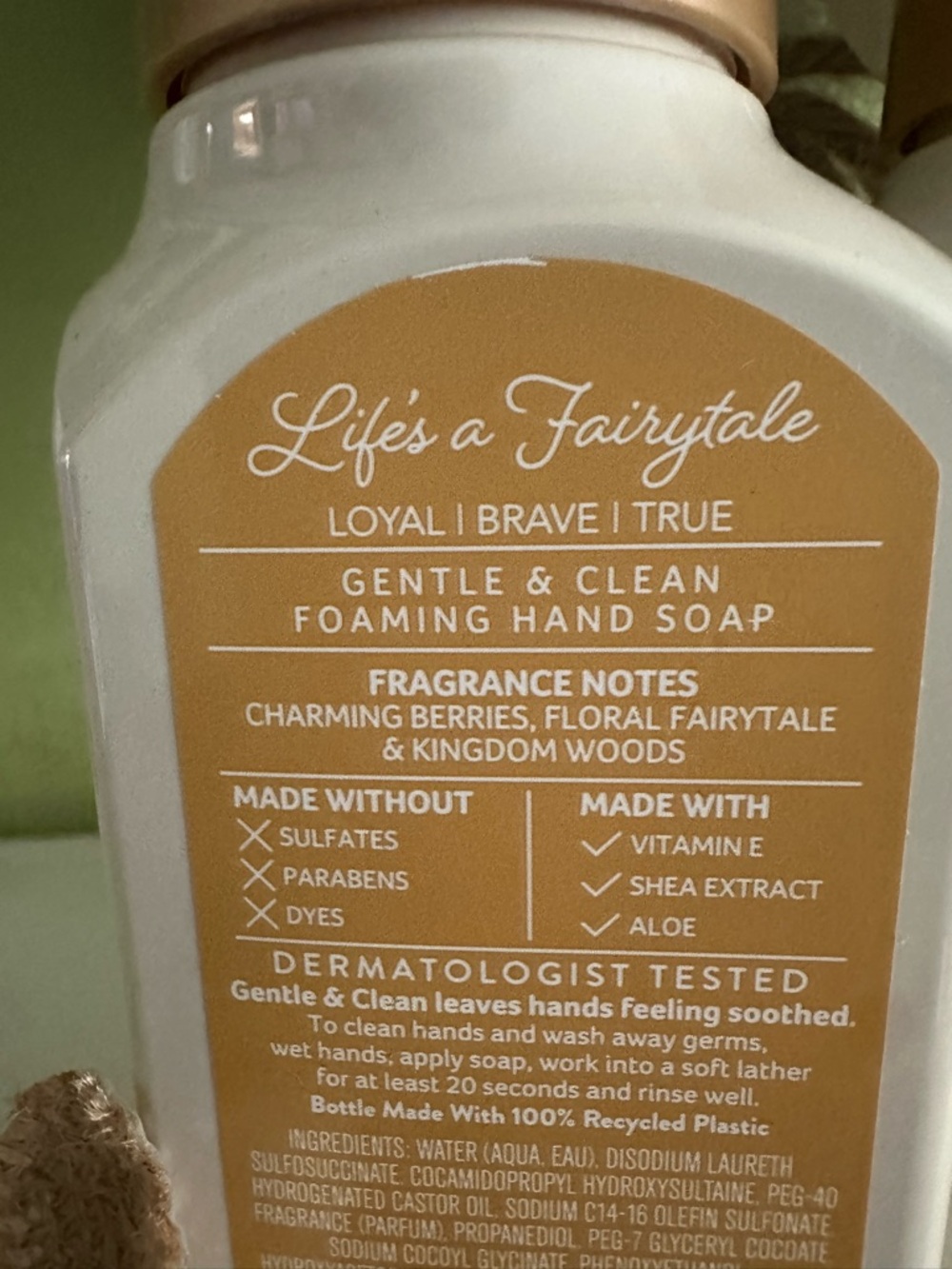 NEW DISNEY SPECIAL EDITION LIFES A FAIRY TALE HANDSOAP BUNDLE ⭐️ - Picture 5 of 5